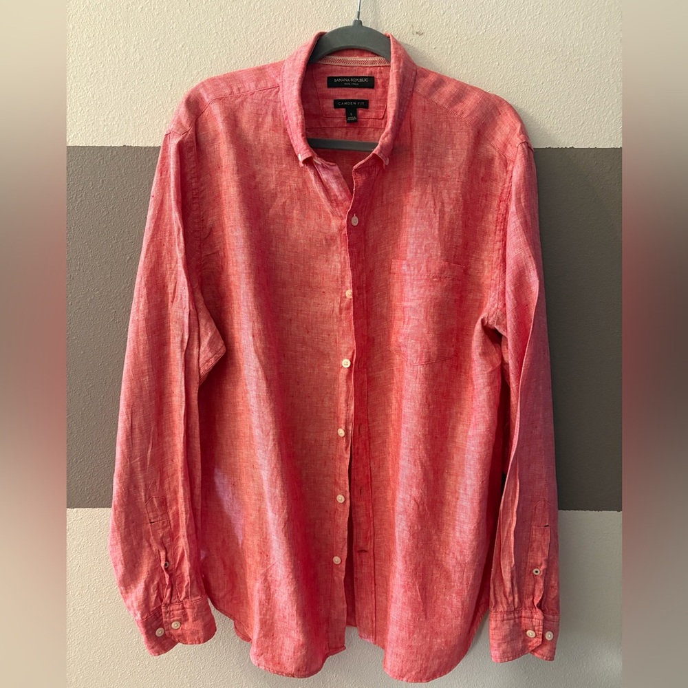 Banana Republic Men's Red Linen Shirt size Large